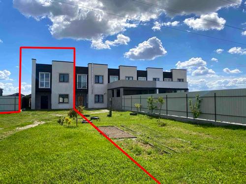 будинок за адресою Молодіжна