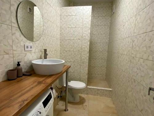 квартира за адресою Лабораторна вул., 31