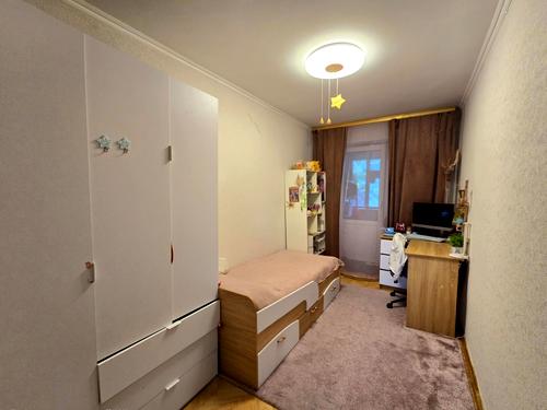 квартира за адресою Київ, Зодчих вул., 70