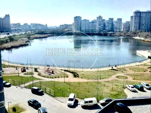 квартира за адресою Ревуцького вул., 44-Б