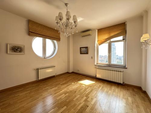 квартира по адресу Кловский спуск, 5