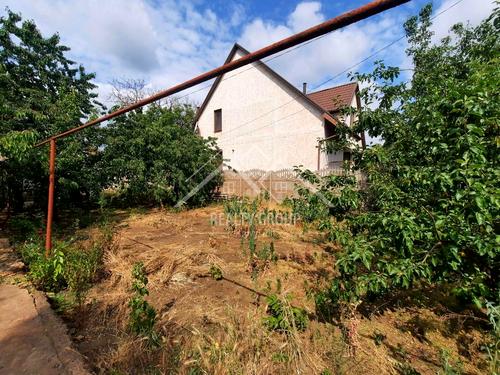 будинок за адресою Людмили Старицької-Черняхівської вул. (Вершиніна), 10