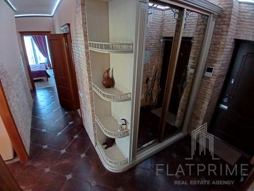 квартира за адресою Регенераторна вул., 4 к17