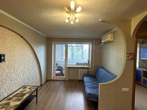 квартира за адресою Киргизька вул., 9д