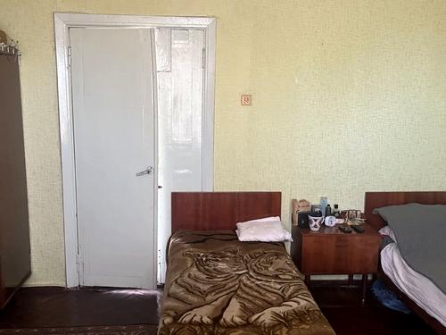 будинок за адресою смт. Шрамківка, Незалежності, 1