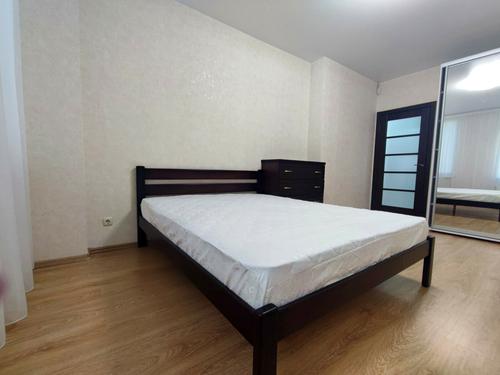 квартира за адресою Регенераторна вул., 4 к1-9