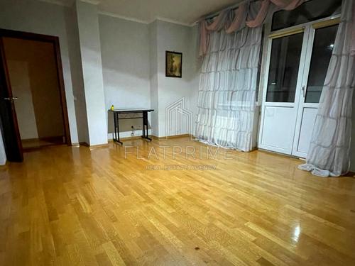 квартира по адресу Раисы Окипной ул., 10