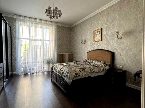 квартира за адресою Генерала Петра Григоренка пл. (Перемоги), 5