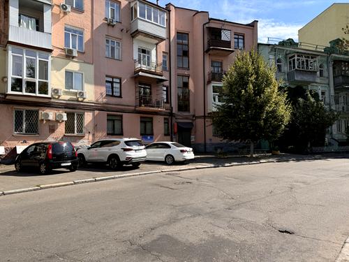 коммерческая по адресу Юрковская ул., 34а