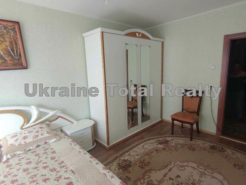 квартира за адресою Милославська вул., 16