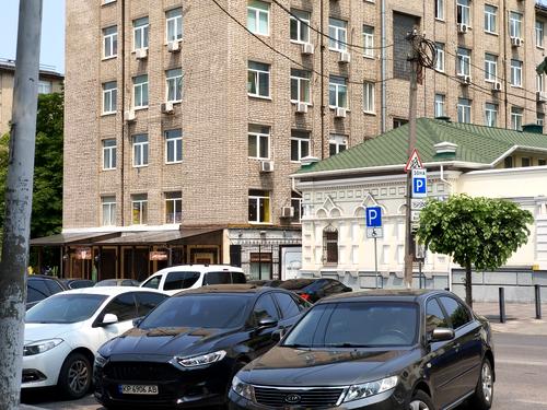 коммерческая по адресу Троицкая пл., 5-А