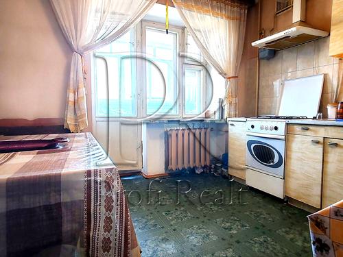 квартира за адресою Шкільна вул., 27Б