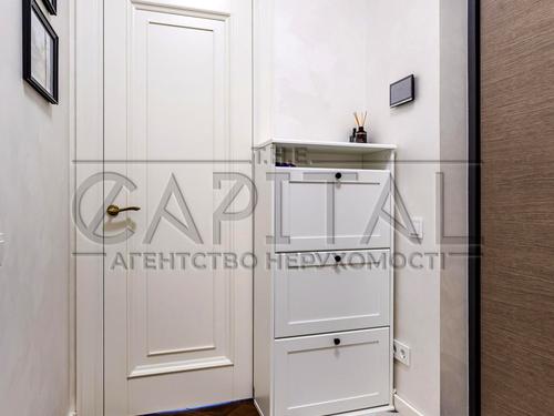 квартира за адресою Салютна вул., 2-Б