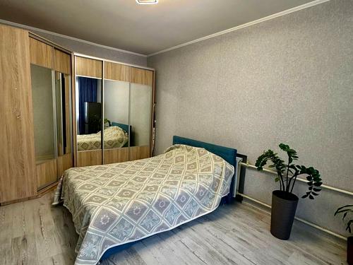 квартира за адресою Голосіївський просп. (40-річчя Жовтня), 96