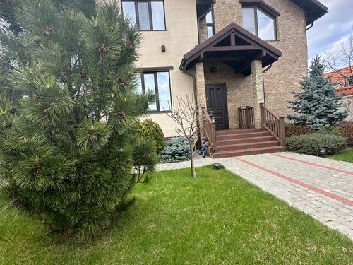 будинок за адресою Центральна вул., 72