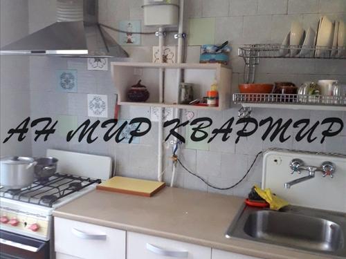 квартира за адресою Гната Хоткевича пров., 100