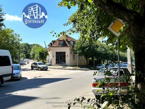 комерційна за адресою Марка Черемшини вул., 2