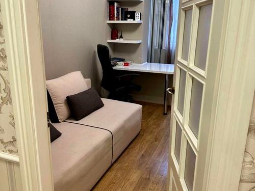 квартира по адресу Ивана Пулюя ул., 9