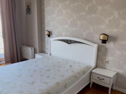 квартира за адресою Леонтовича вул. (Бєлінського), 16