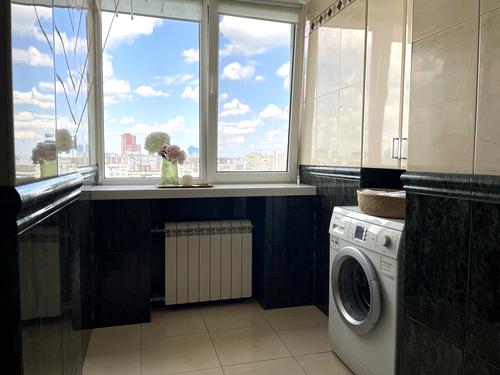 квартира по адресу Драгоманова ул., 15-А