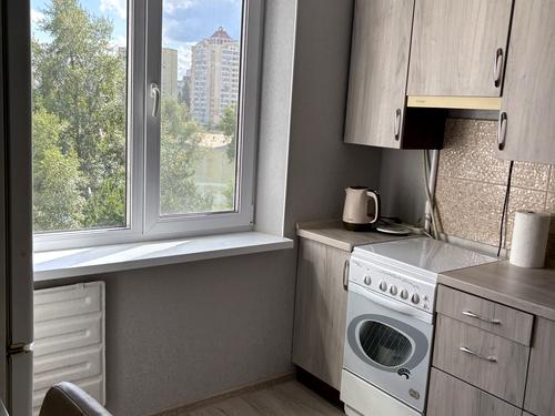квартира по адресу Героев Днепра ул., 42-Б