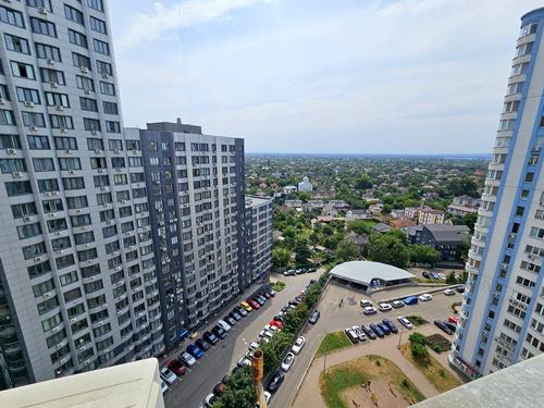 квартира за адресою Дніпровська набережна вул., 26