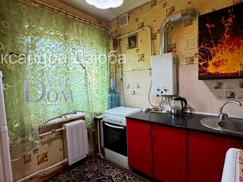 квартира по адресу Романа Кармена ул., 13