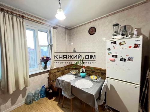 квартира за адресою Київ, Урлівська вул., 3-А
