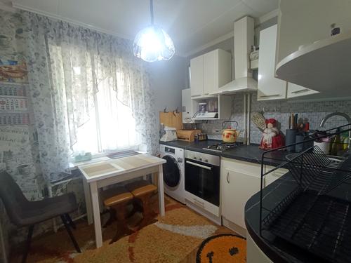 квартира за адресою Івана Мазепи просп. (Петровського), 54