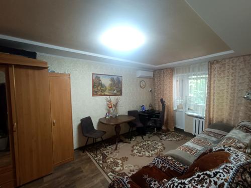 квартира за адресою Івана Мазепи просп. (Петровського), 54