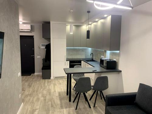 квартира за адресою Топольна вул., 4