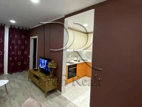 квартира за адресою Зарічна вул., 2