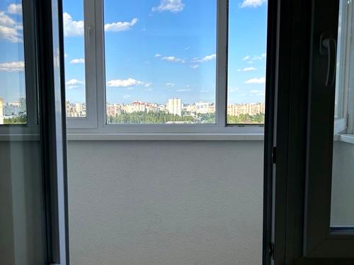 квартира за адресою Любомира Гузара просп. (Космонавта Комарова), 46-Б