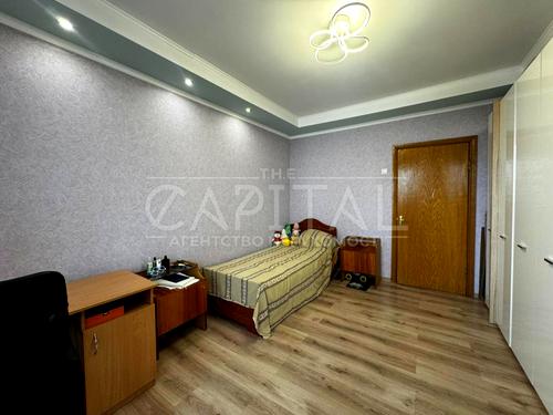 квартира по адресу Героев Днепра ул., 7