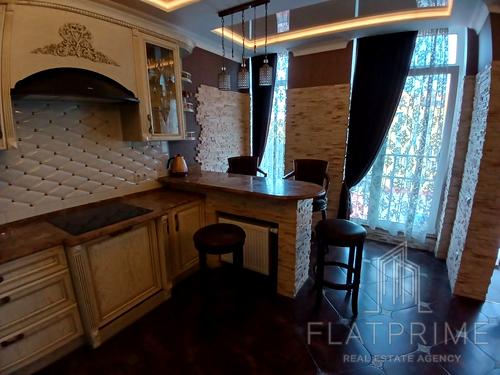 квартира за адресою Регенераторна вул., 4 к17