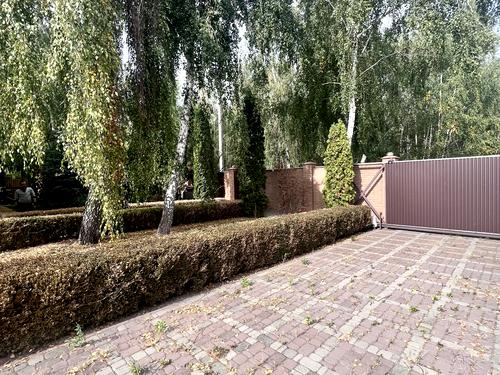 будинок за адресою с. Креничі, Польова