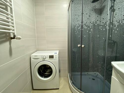 квартира за адресою Крайна вул., 1А