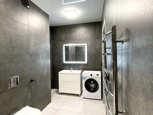квартира за адресою Оптимістична вул., 1