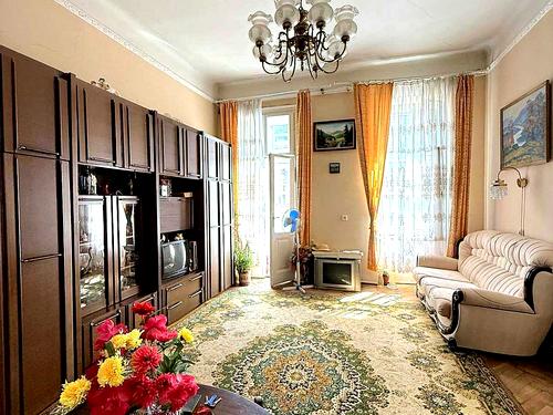 квартира по адресу Пекарская ул., 46