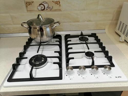 квартира за адресою Практична вул., 1