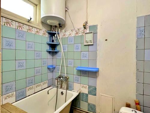 квартира за адресою Олександра Довженка вул., 18/2