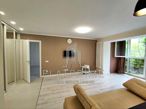 квартира за адресою Глібова вул., 7