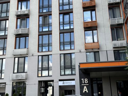 квартира за адресою Дніпровська набережна вул., 18-А