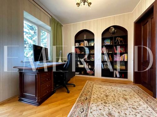 будинок за адресою Обсерваторна вул., 37