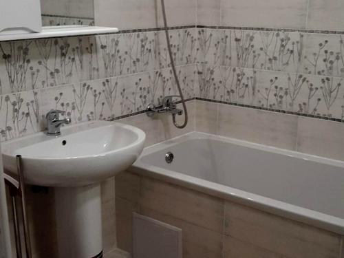 квартира за адресою Сім'ї Кульженків вул. (Петра Дегтяренка), 37