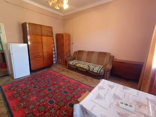 квартира за адресою Підзамче вул., 6