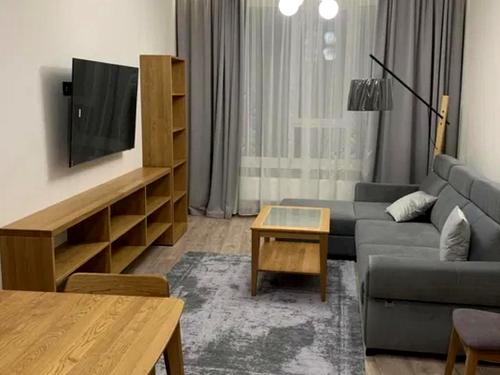 квартира по адресу Киев, ул. Василия Тютюнника, 1