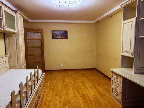 квартира за адресою Авіаконструктора Антонова вул., 8-А
