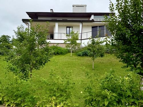 дом по адресу с. Лесники, Ульяны Громовой ул.