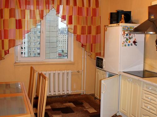 квартира за адресою Драгоманова вул., 14